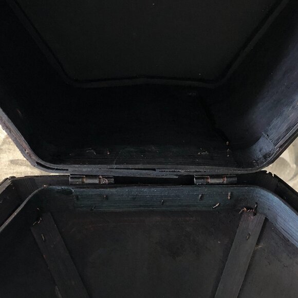 Vintage Hawaiian Handmade Rattan~Bamboo Box - Picture 9 of 11